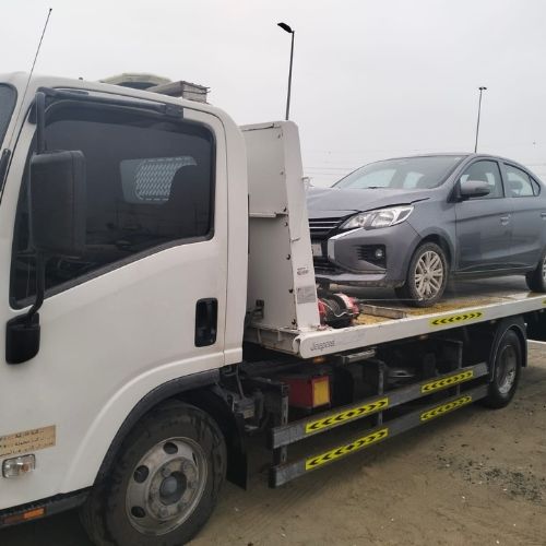 Car recovery service in dubai